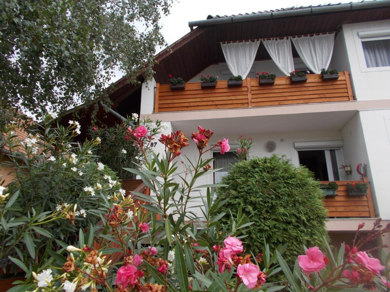Nimrod Pihenohaz Hotel Egerszalók Buitenkant foto